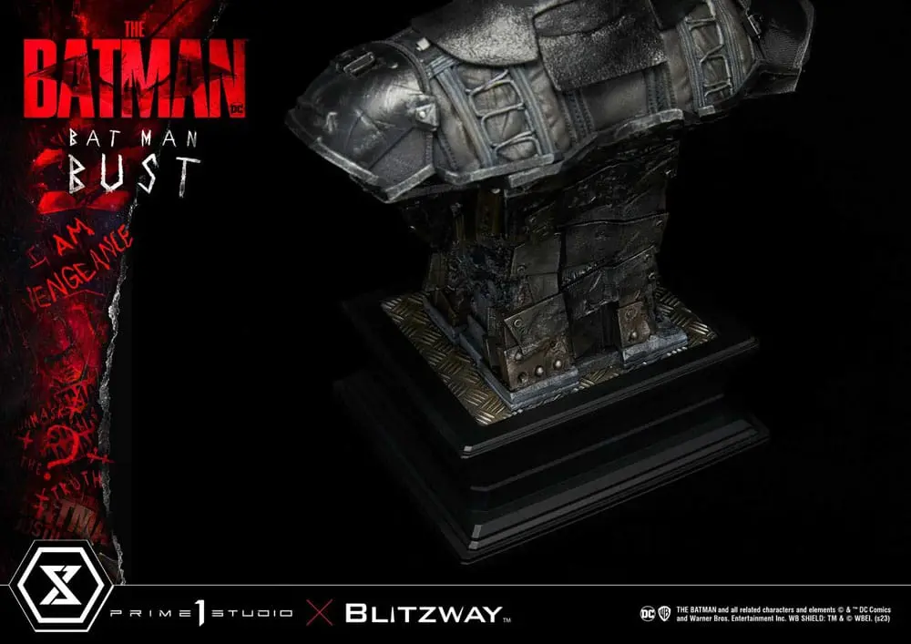 The Batman Batman mellszobor figura 30 cm termékfotó