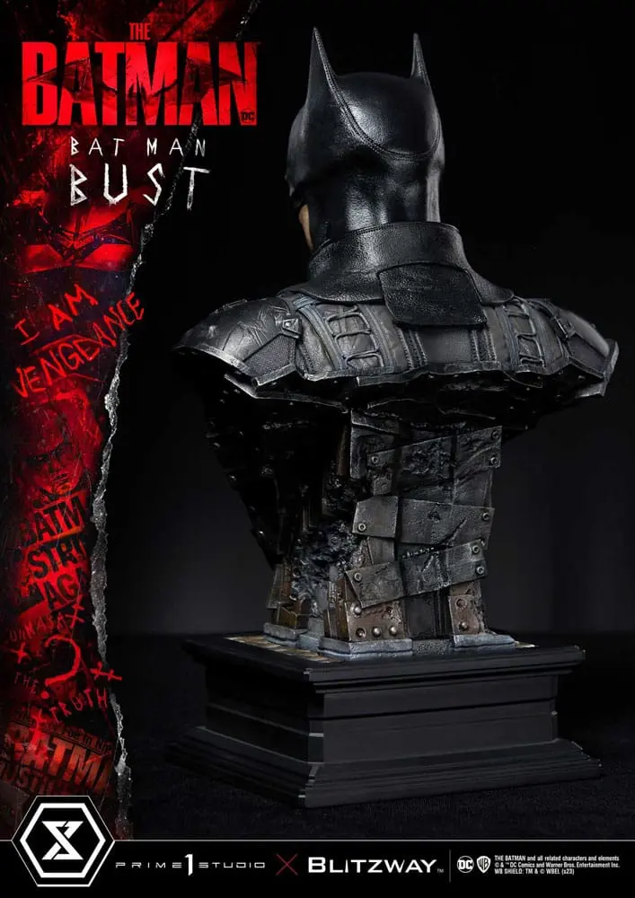 The Batman Batman mellszobor figura 30 cm termékfotó
