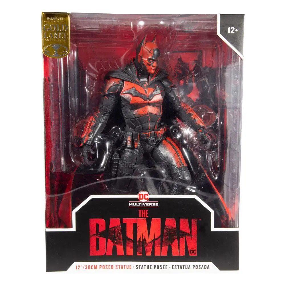 The Batman Movie Posed The Batman (Gold Label) PVC szobor figura 30 cm termékfotó