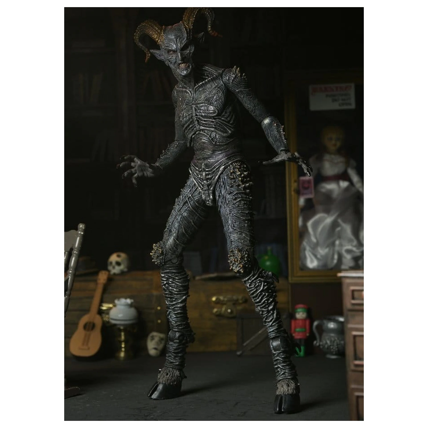 The Conjuring Universe figura Ultimate Malthus the Demon 18 cm termékfotó