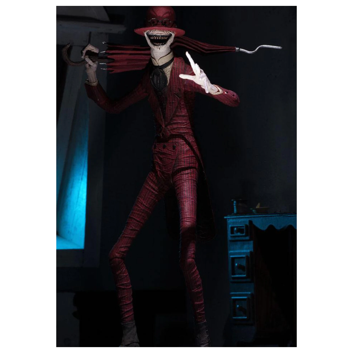 The Conjuring Universe Ultimate Crooked Man akciófigura 23 cm termékfotó