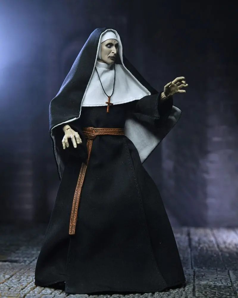 The Conjuring Universe Figure Ultimate The Nun (Valak) 18 cm termékfotó