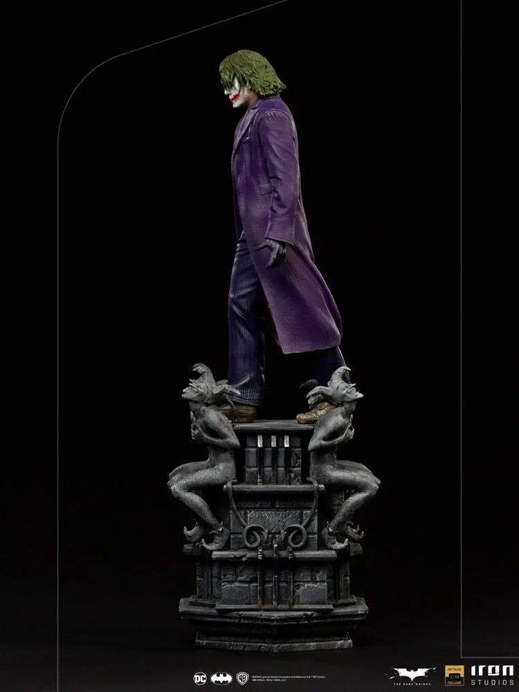 The Dark Knight Deluxe Art Scale1/10 The Joker  szobor figura 30 cm termékfotó