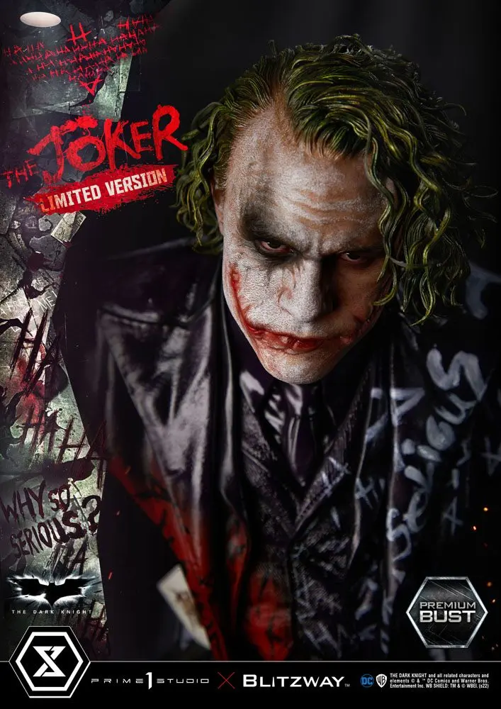 The Dark Knight Premium The Joker Limited Version mellszobor figura 26 cm termékfotó