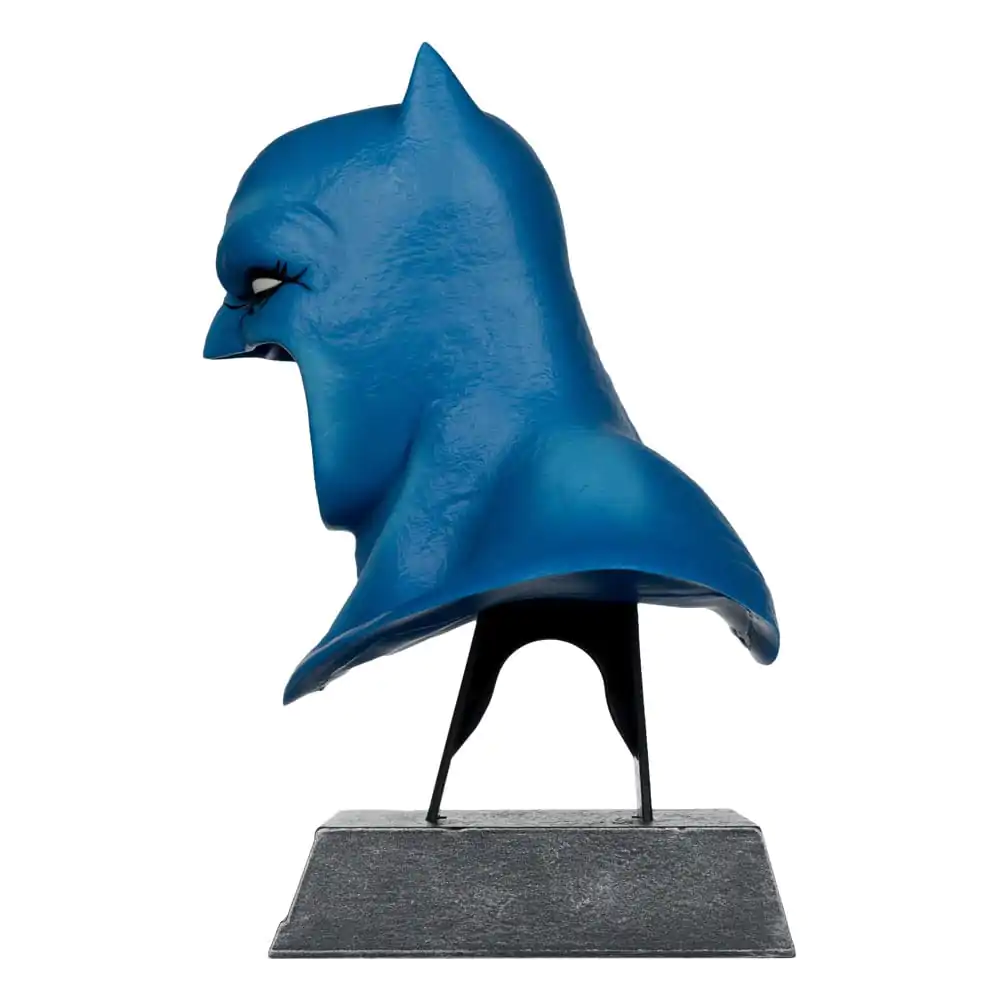 The Dark Knight Returns DC Direct 1/3 Batman Cowl Mini replika 19 cm termékfotó