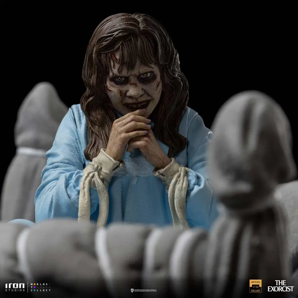 The Exorcist Deluxe Art Scale 1/10 Possessed Regan McNeil szobor figura 14 cm termékfotó