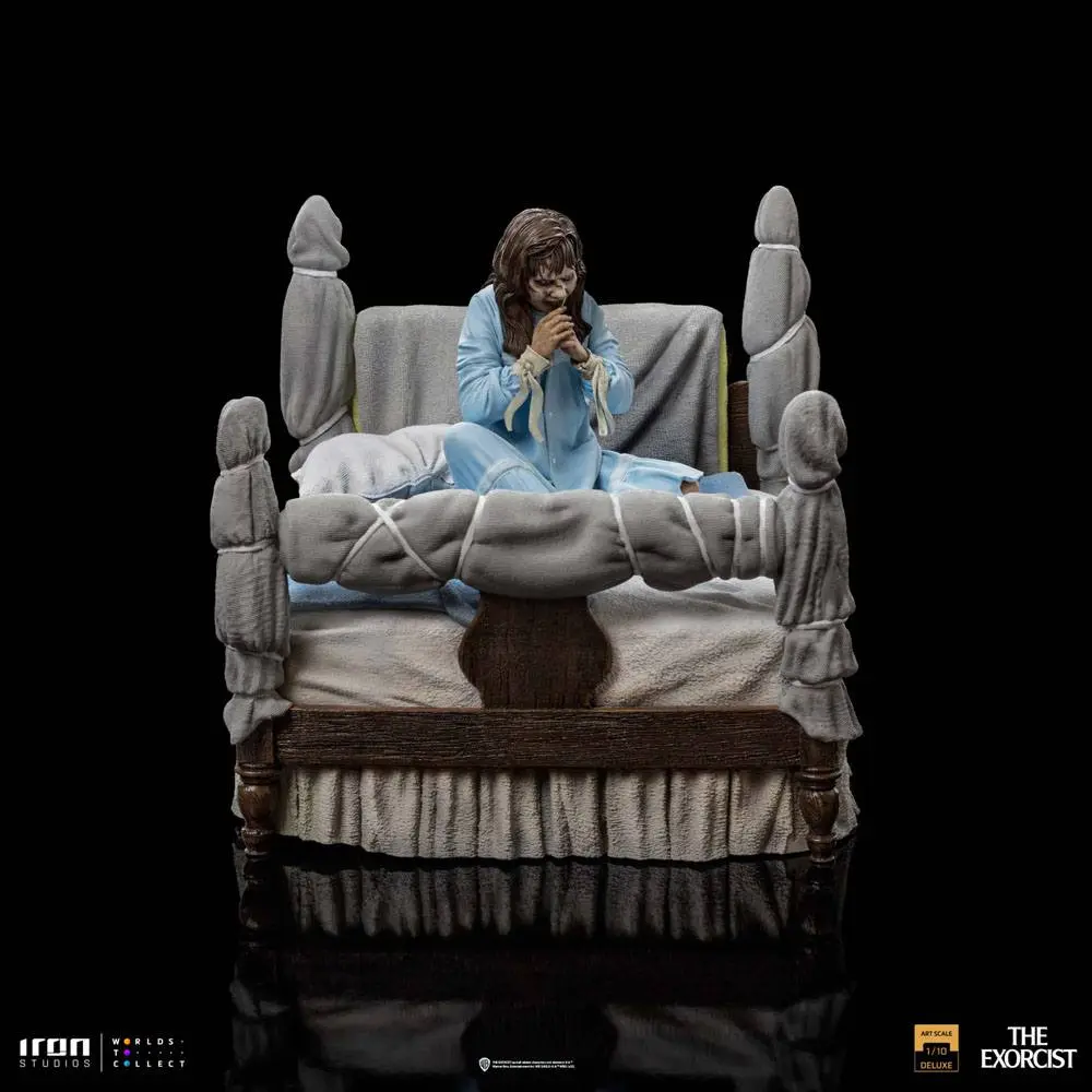 The Exorcist Deluxe Art Scale 1/10 Possessed Regan McNeil szobor figura 14 cm termékfotó