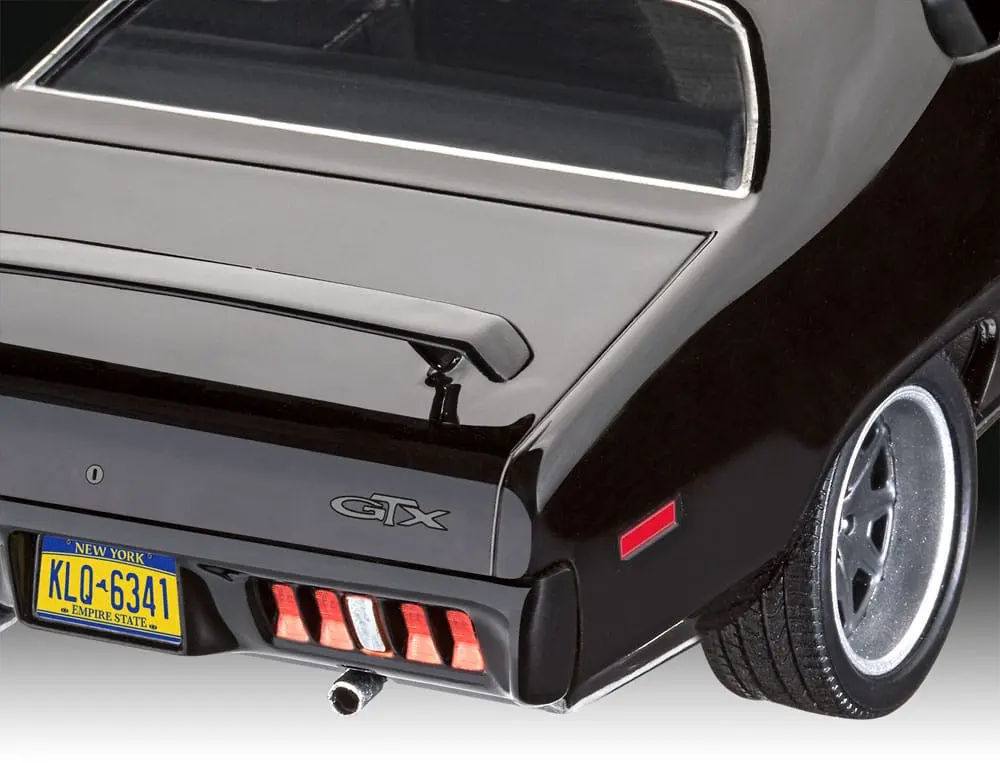 The Fast &amp; Furious Dominic's 1971 Plymouth GTX modell készlet és kiegészítők termékfotó
