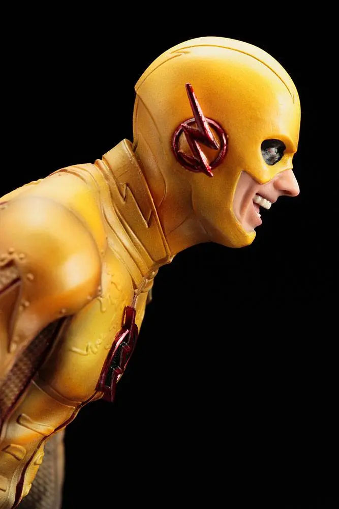 The Flash ARTFX+ 1/10 Reverse Flash PVC szobor figura 17 cm termékfotó