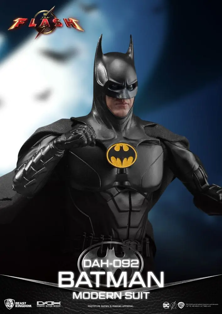 The Flash Dynamic 8ction Heroes 1/9 Batman Modern Suit akciófigura 24 cm termékfotó