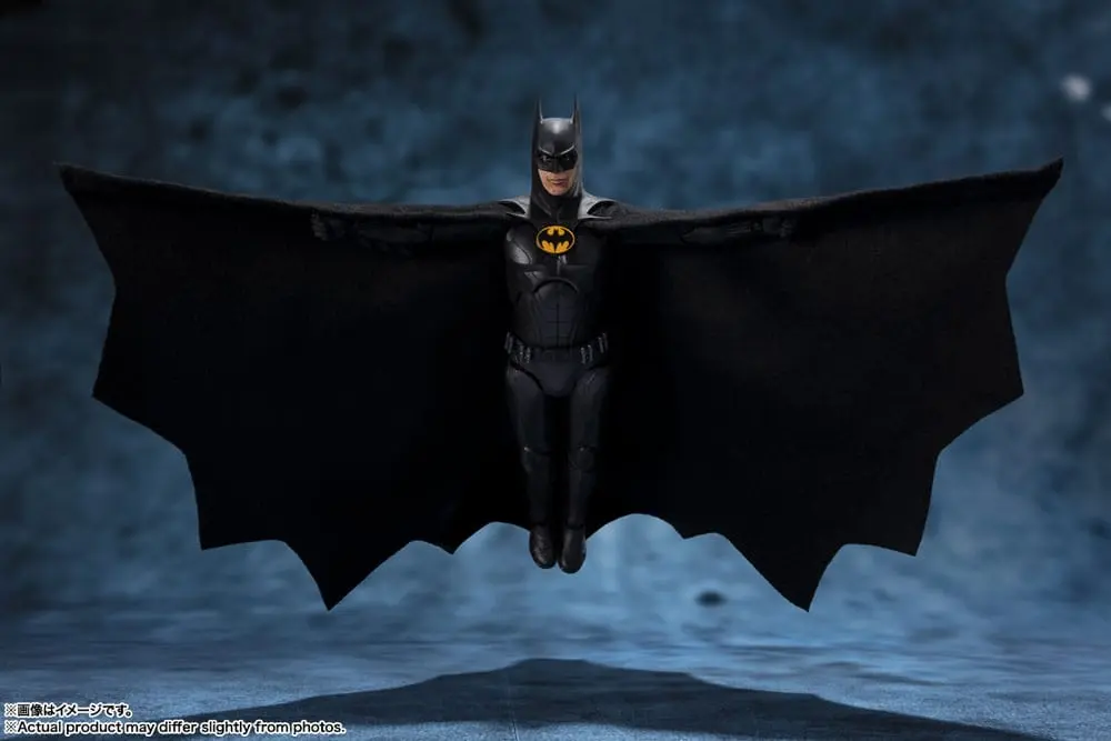 The Flash S.H. Figuarts Batman akciófigura 15 cm termékfotó