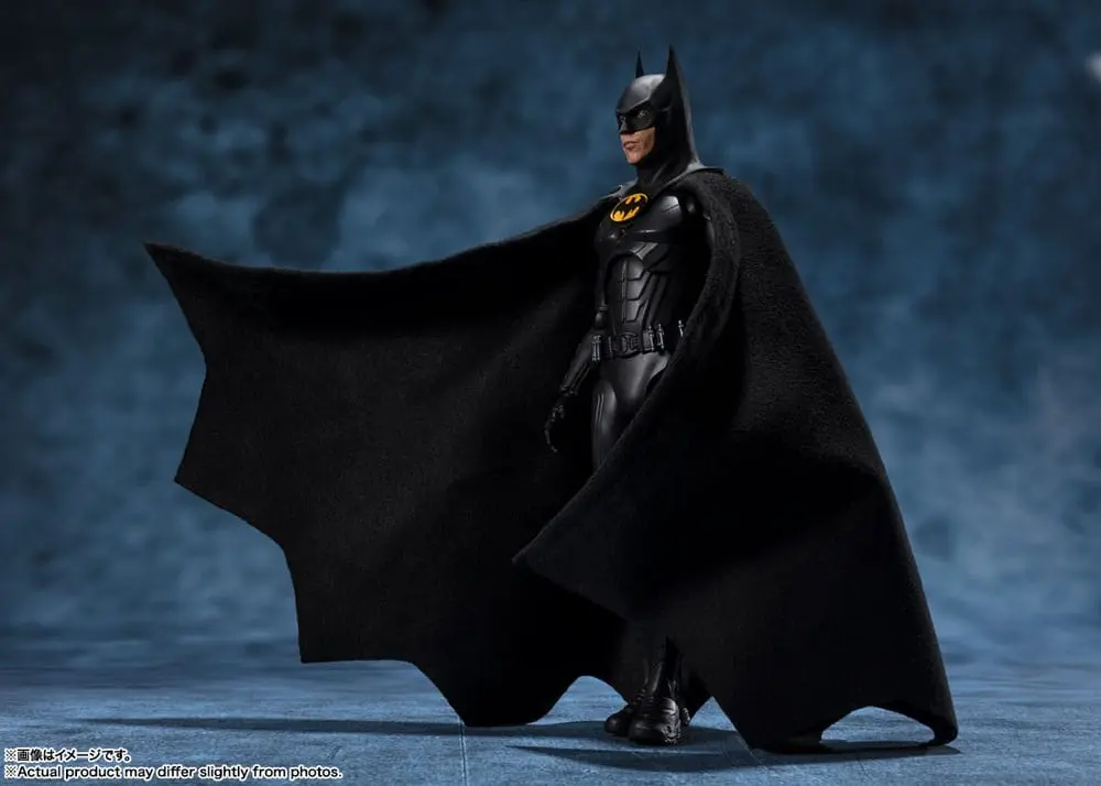 The Flash S.H. Figuarts Batman akciófigura 15 cm termékfotó