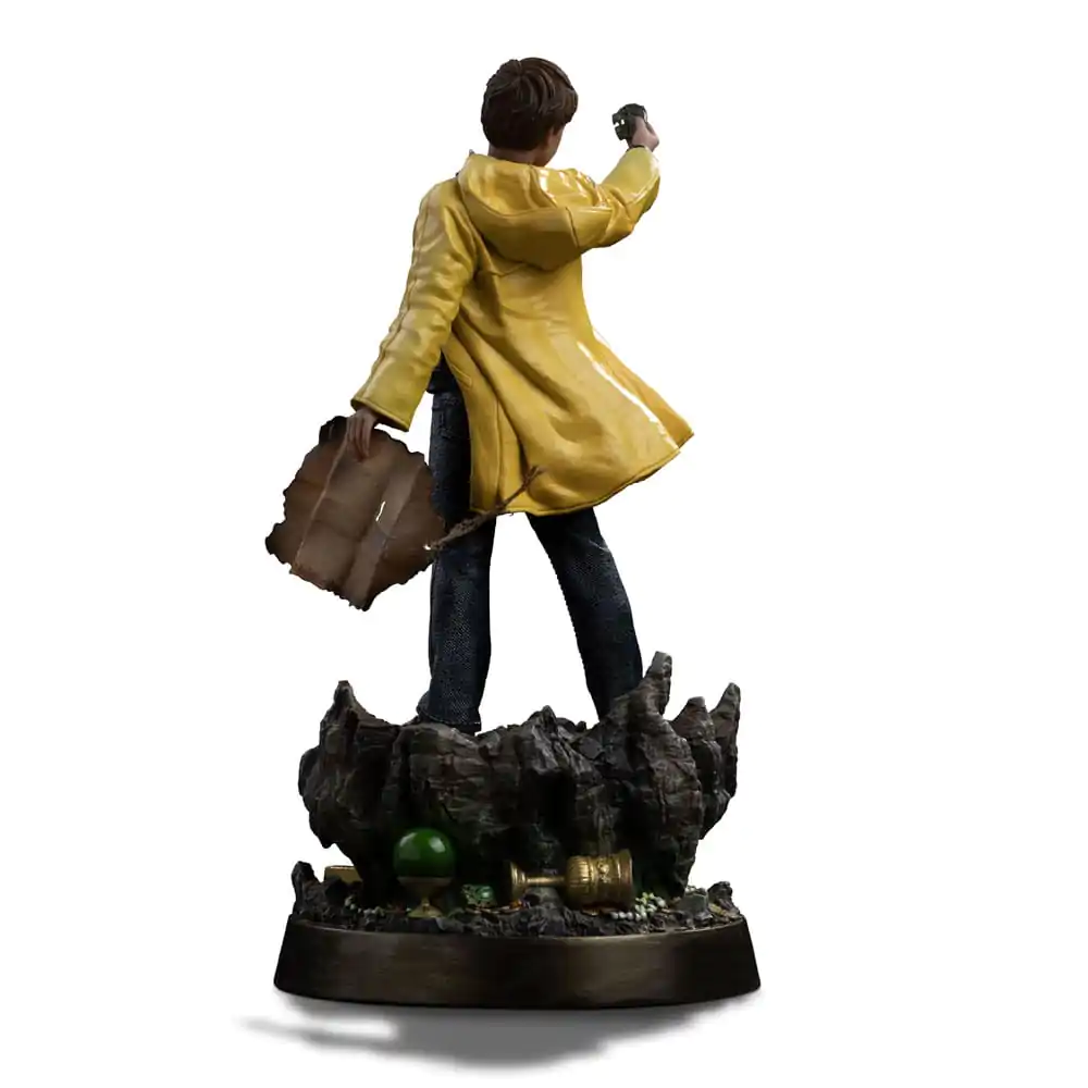 The Goonies Art Scale 1/10 Mikey Walsh (40th anniversary) szobor figura 21 cm      termékfotó