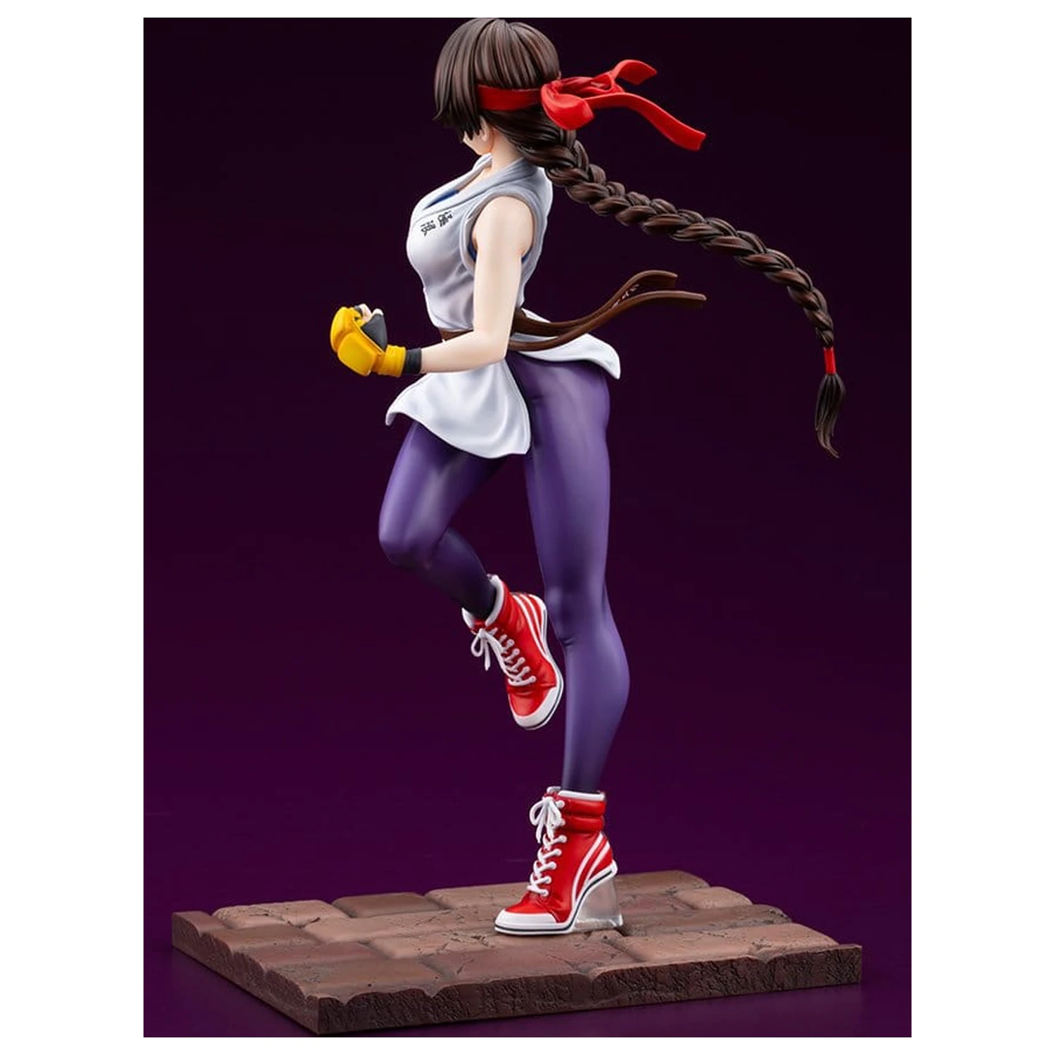 The King of Fighters XV 1/7 Yuri Sakazaki PVC figura 21 cm termékfotó