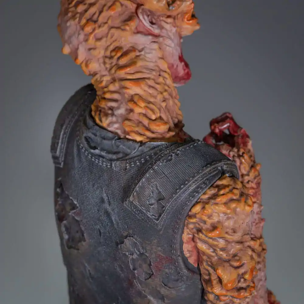 The Last of Us Part II Armored Clicker PVC szobor figura 22 cm termékfotó