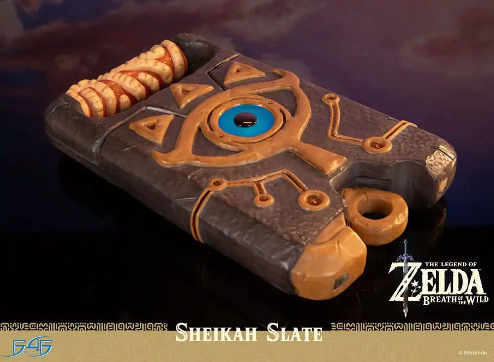 The Legend of Zelda: Breath of the Wild Life-Size Statue 1/1 Sheikah Slate életnagyságú szobor 24 cm termékfotó