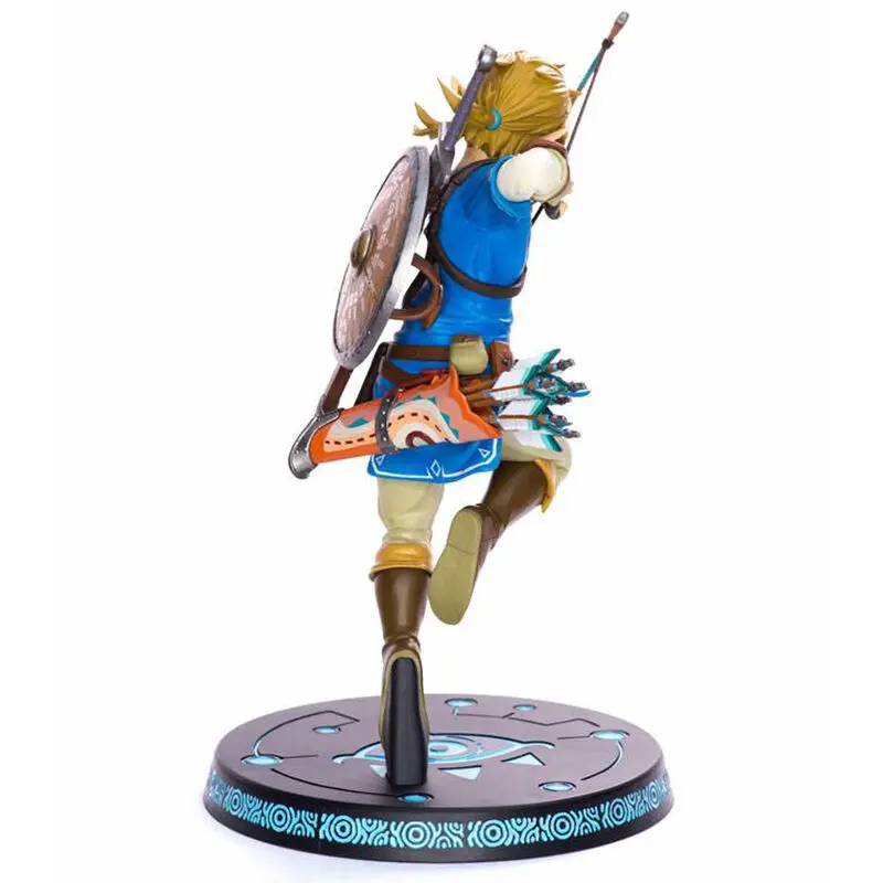 The Legend of Zelda Breath of The Wild Link Standard szobor figura 25cm termékfotó