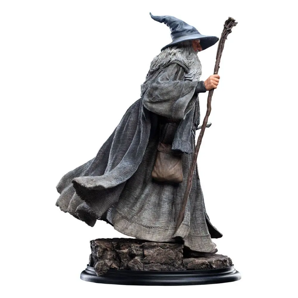 The Lord of the Rings 1/6 Gandalf the Grey Pilgrim (Classic Series) szobor figura 36 cm termékfotó