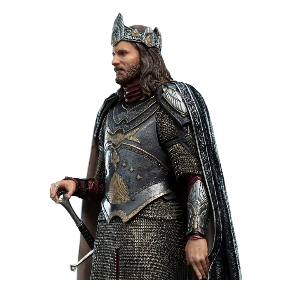 The Lord of the Rings 1/6 King Aragorn (Classic Series) szobor figura 34 cm termékfotó