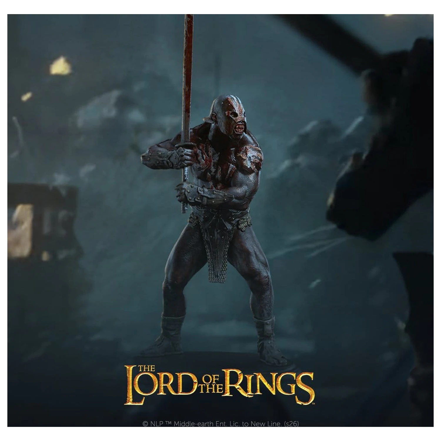 The Lord of the Rings Uruk-hai Berserker Mini szobor figura 24 cm termékfotó
