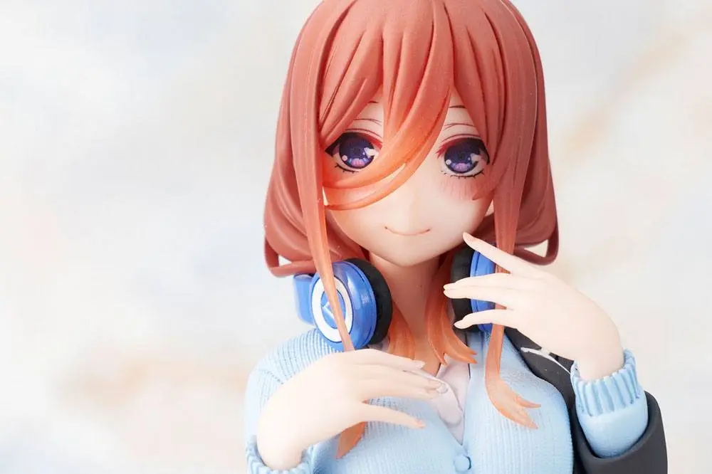 The Quintessential Quintuplets Coreful Nakano Miku Uniform Ver. PVC szobor figura 20 cm termékfotó