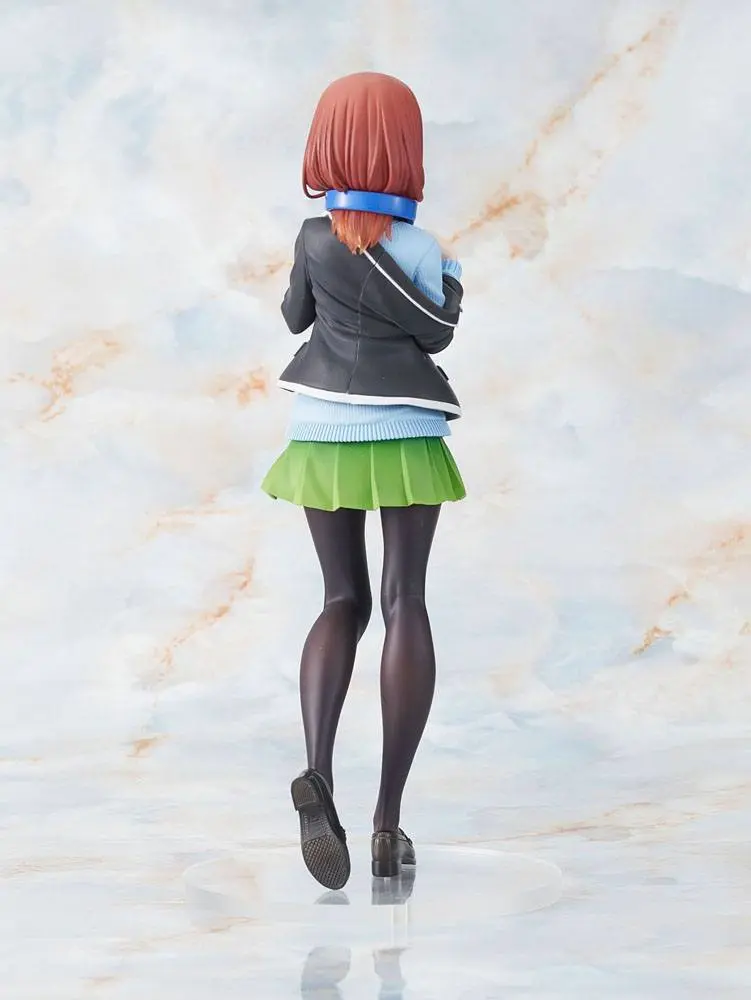 The Quintessential Quintuplets Coreful Nakano Miku Uniform Ver. PVC szobor figura 20 cm termékfotó