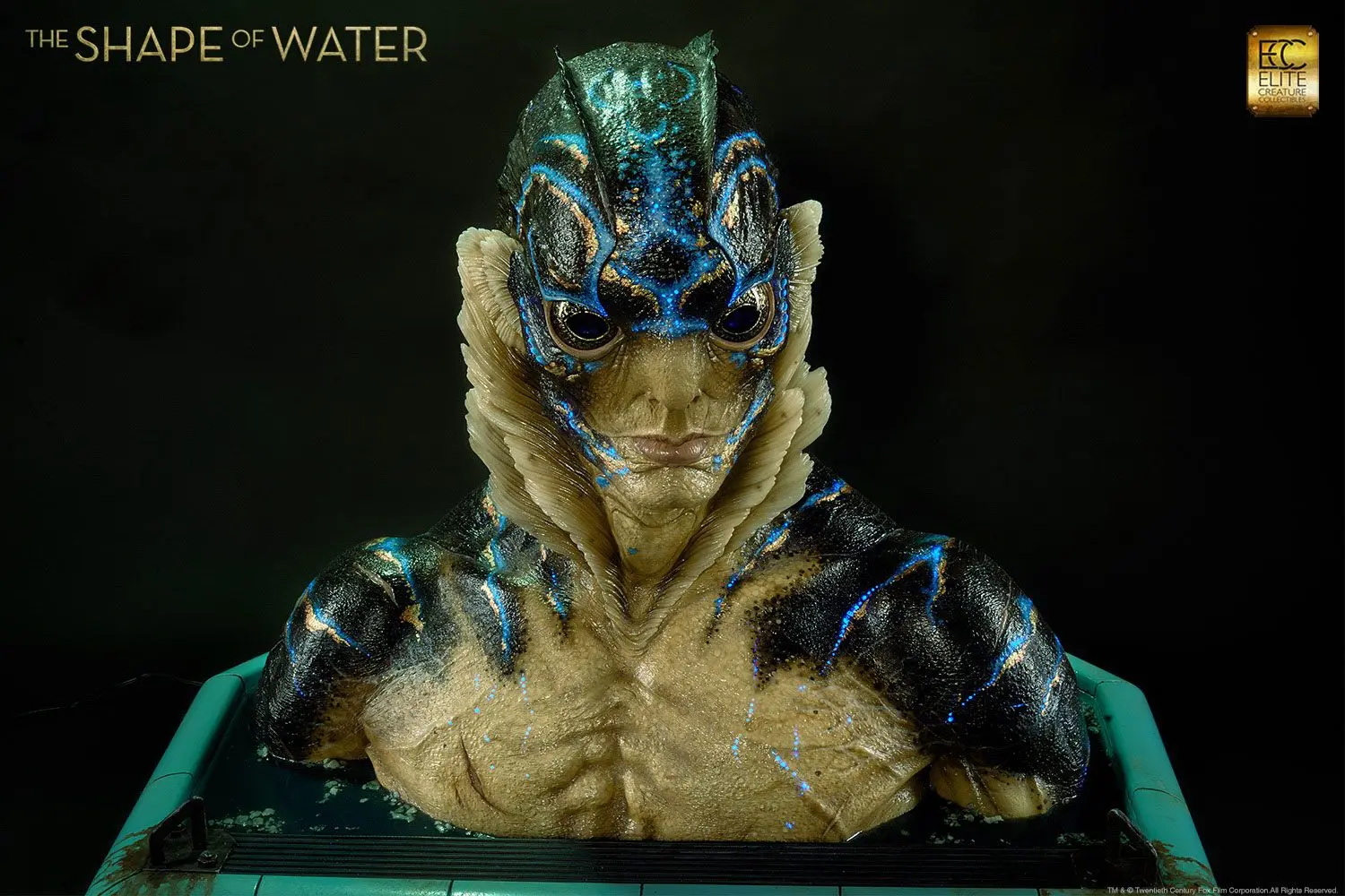 The Shape of Water Life-Size Amphibian Man mellszobor figura 71 cm termékfotó