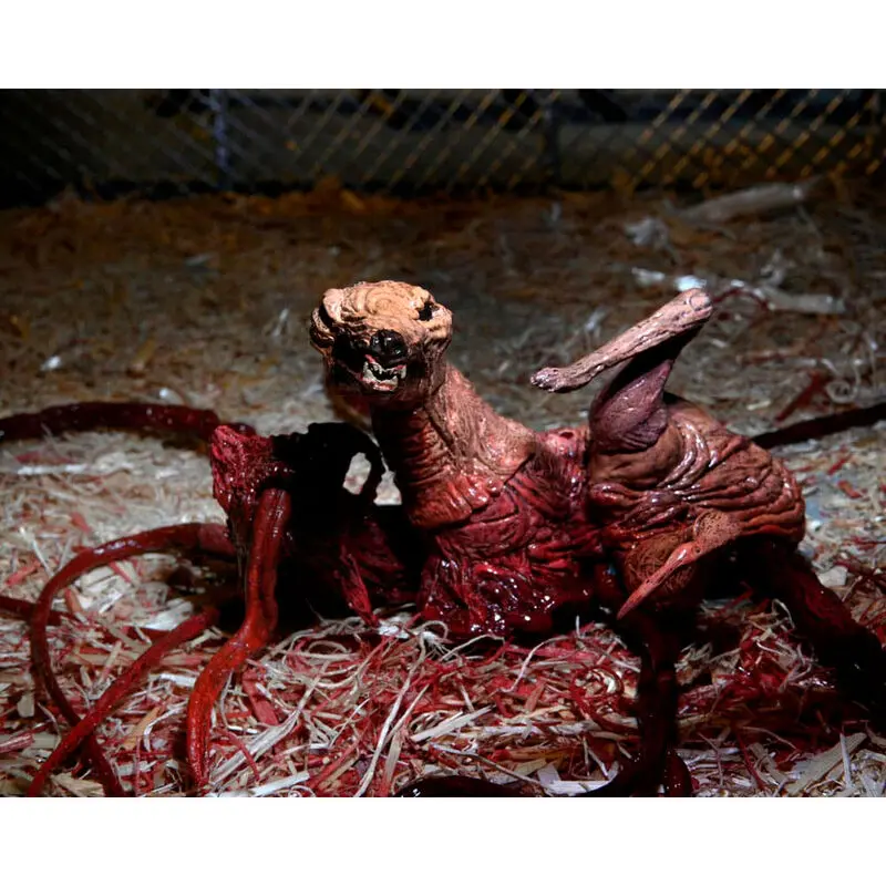 The Thing Ultimate Deluxe Thing Dog Creature figura 18cm termékfotó