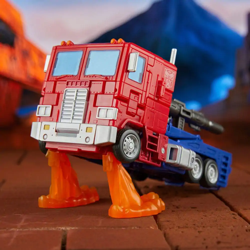 The Transformers: The Movie Generations Studio Series Commander Class Optimus Prime akciófigura 18 cm termékfotó