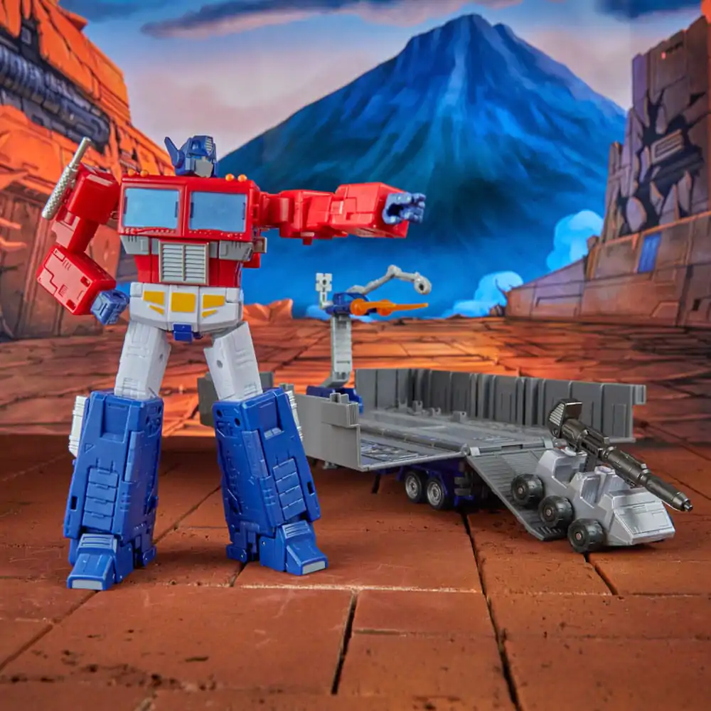 The Transformers: The Movie Generations Studio Series Commander Class Optimus Prime akciófigura 18 cm termékfotó