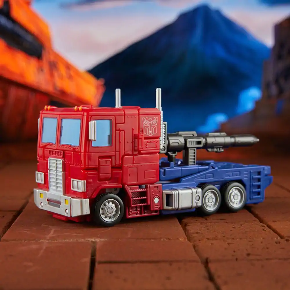 The Transformers: The Movie Generations Studio Series Commander Class Optimus Prime akciófigura 18 cm termékfotó