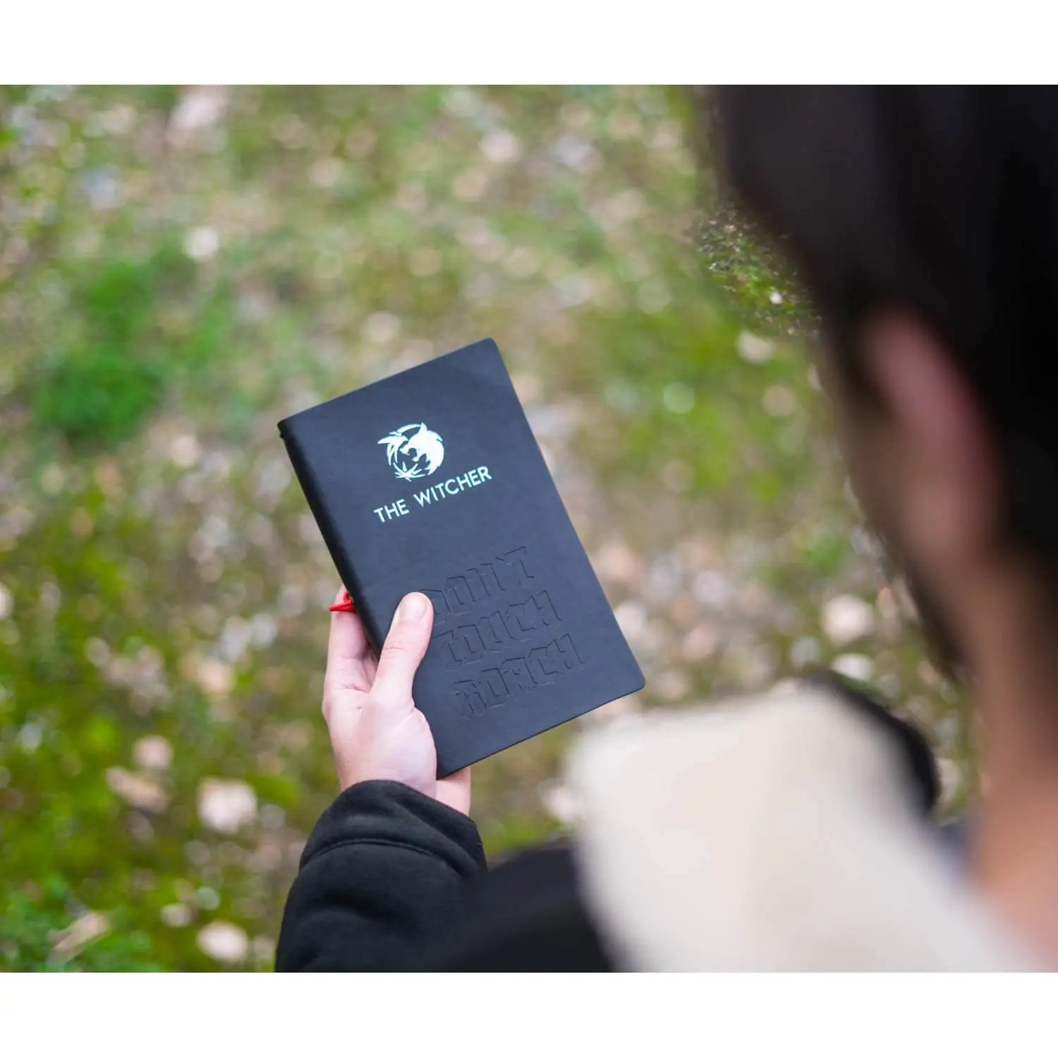 The Witcher Don't Touch Roach jegyzetfüzet termékfotó