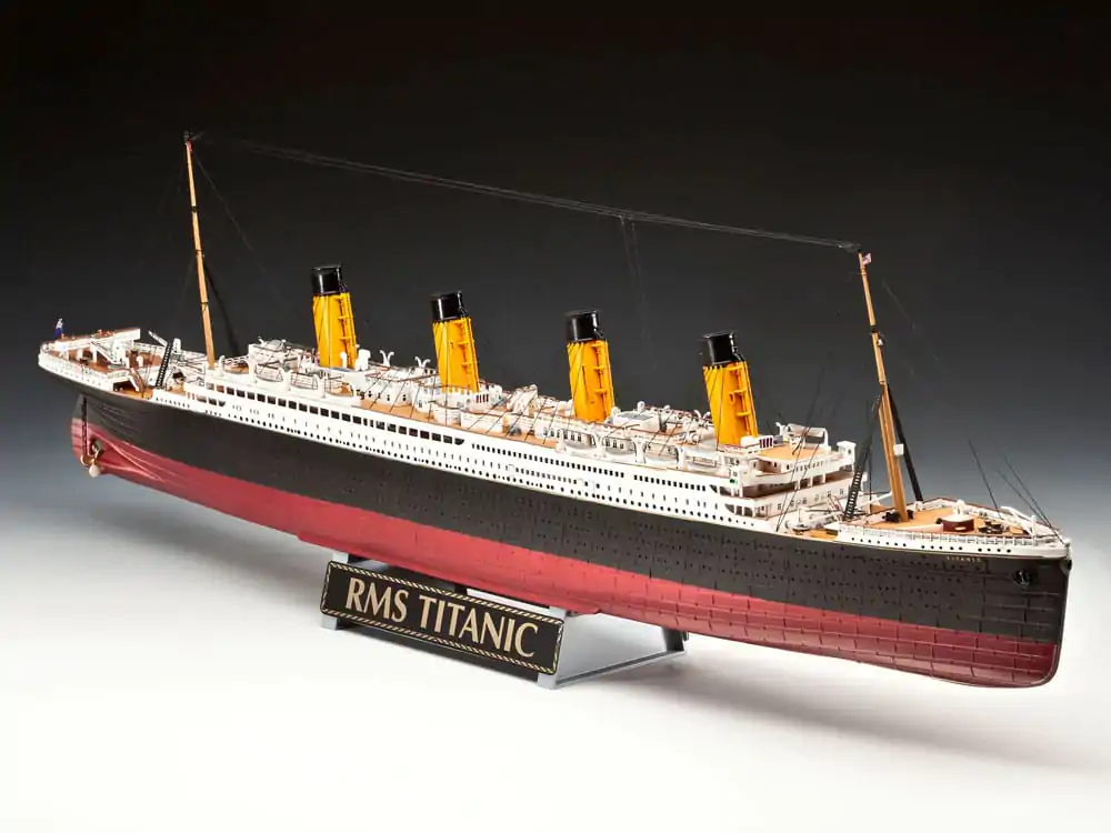 Titanic 1/400 R.M.S. Titanic 100th Anniversary Edition modell készlet 67 cm termékfotó