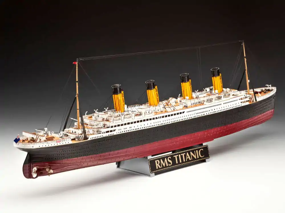 Titanic 1/400 R.M.S. Titanic 100th Anniversary Edition modell készlet 67 cm termékfotó