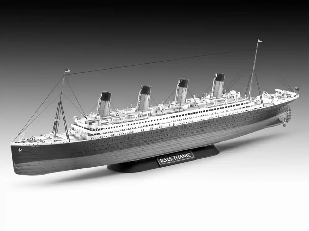 Titanic 1/700 + 1/1200 R.M.S. Titanic modell készlet termékfotó