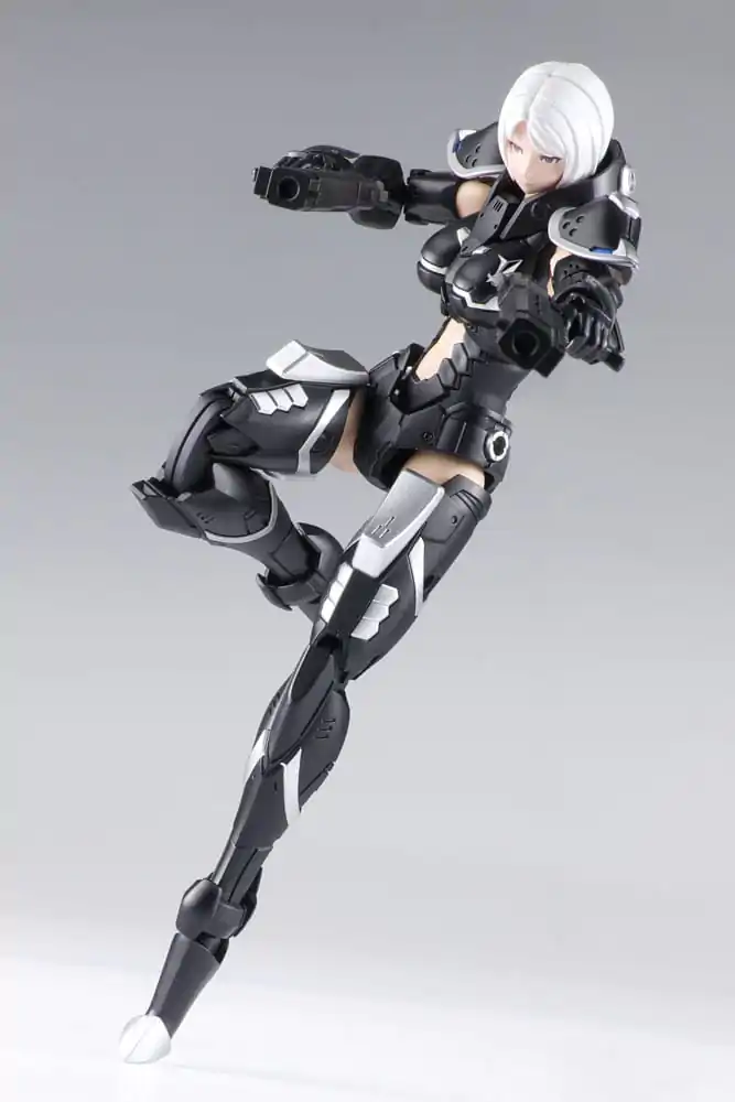 Titanomachia 1/12 Strato Hound Műanyag modell készlet 16 cm termékfotó