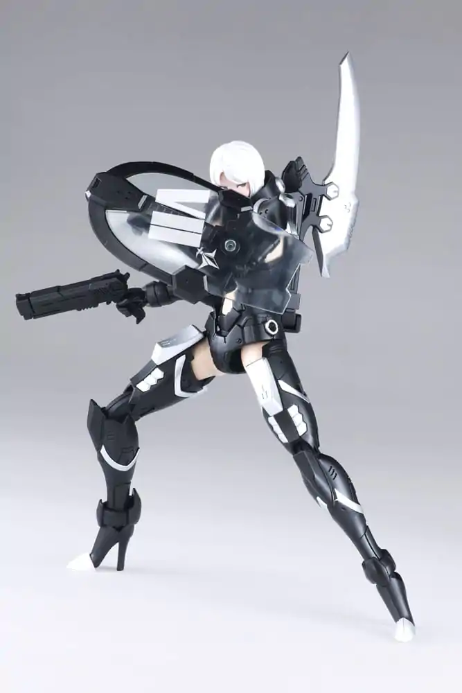 Titanomachia 1/12 Strato Hound Műanyag modell készlet 16 cm termékfotó