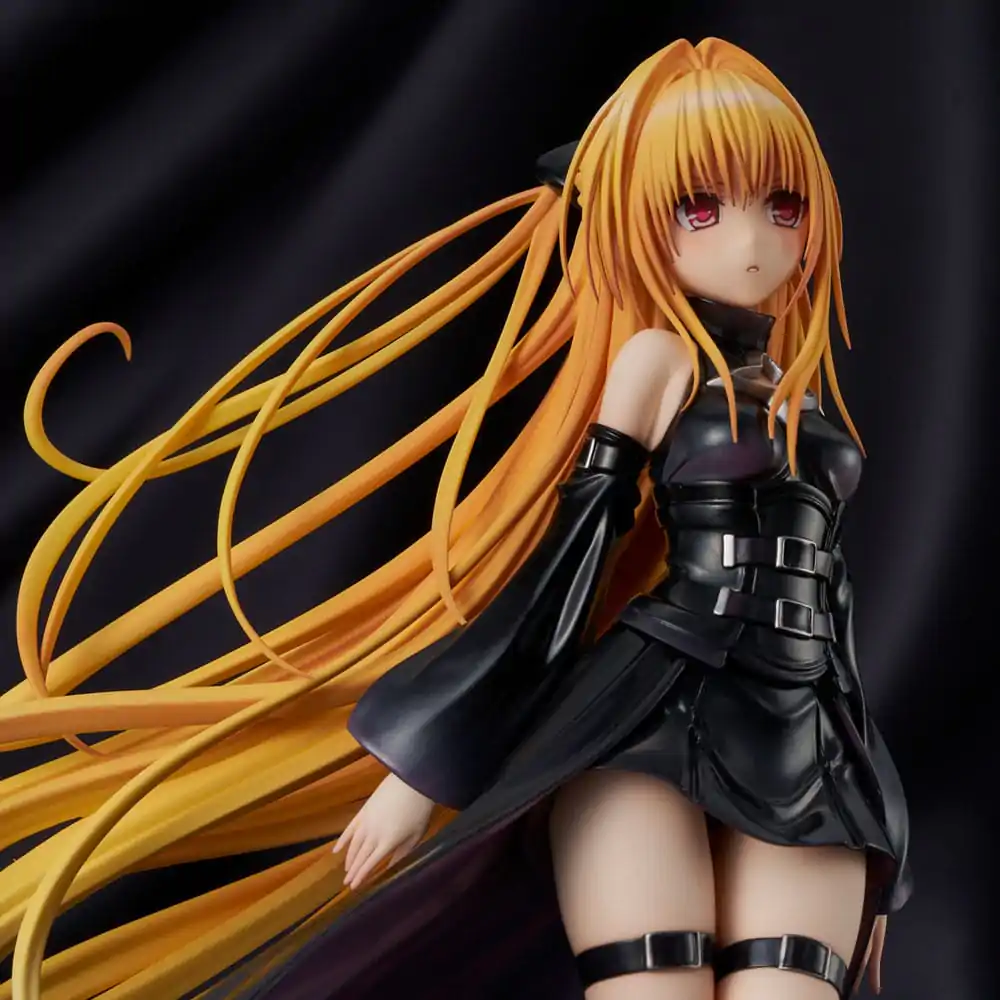 To Love-Ru Darkness 1/6 Golden Darkness Black Trance Version PVC szobor figura 20 cm termékfotó