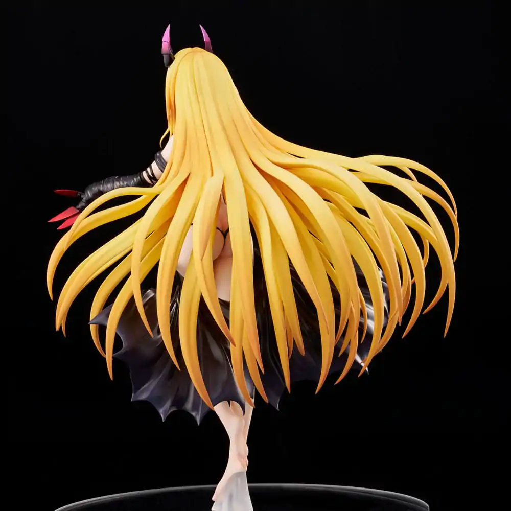 To Love-Ru Darkness 1/6 Golden Darkness Darkness Ver. PVC szobor figura 30 cm termékfotó