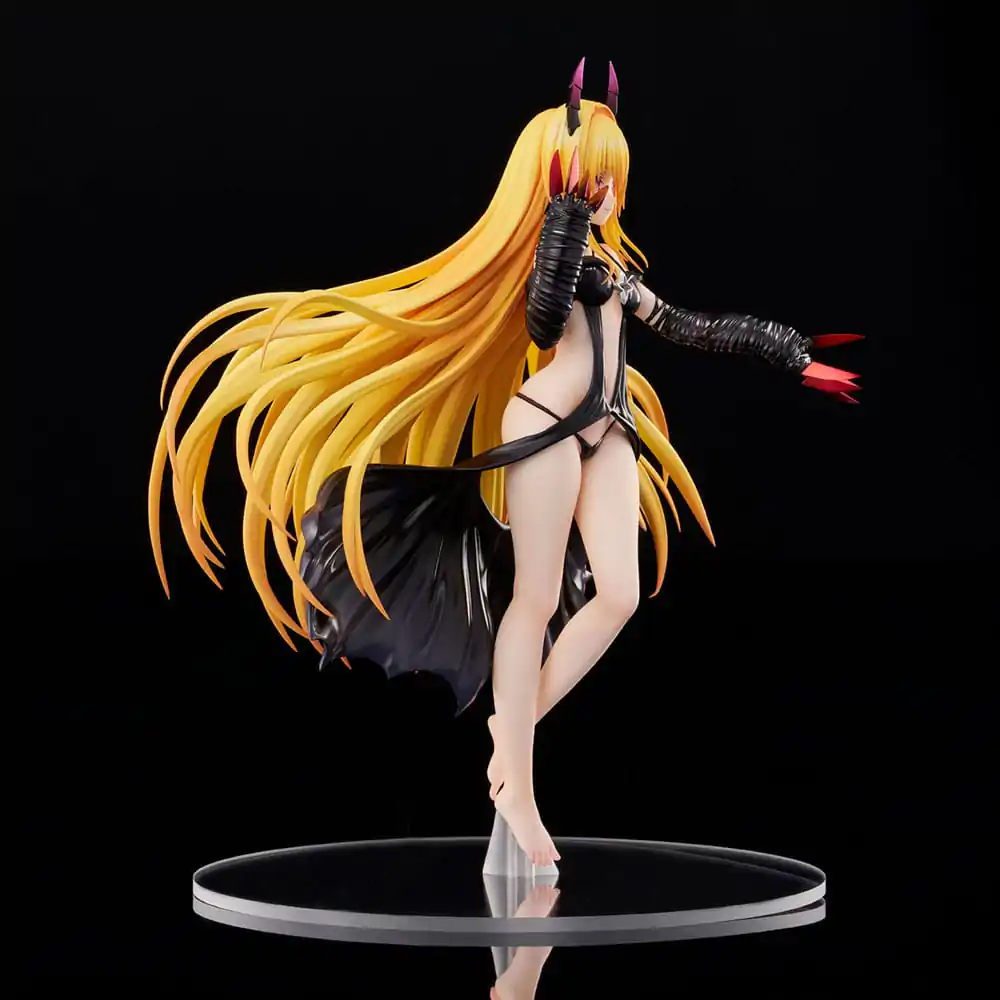 To Love-Ru Darkness 1/6 Golden Darkness Darkness Ver. PVC szobor figura 30 cm termékfotó