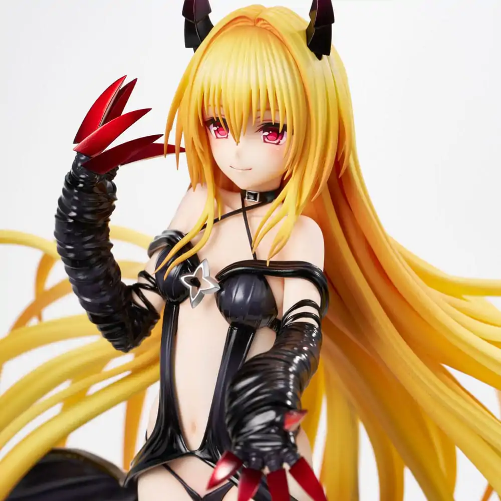 To Love-Ru Darkness 1/6 Golden Darkness Darkness Ver. PVC szobor figura 30 cm termékfotó