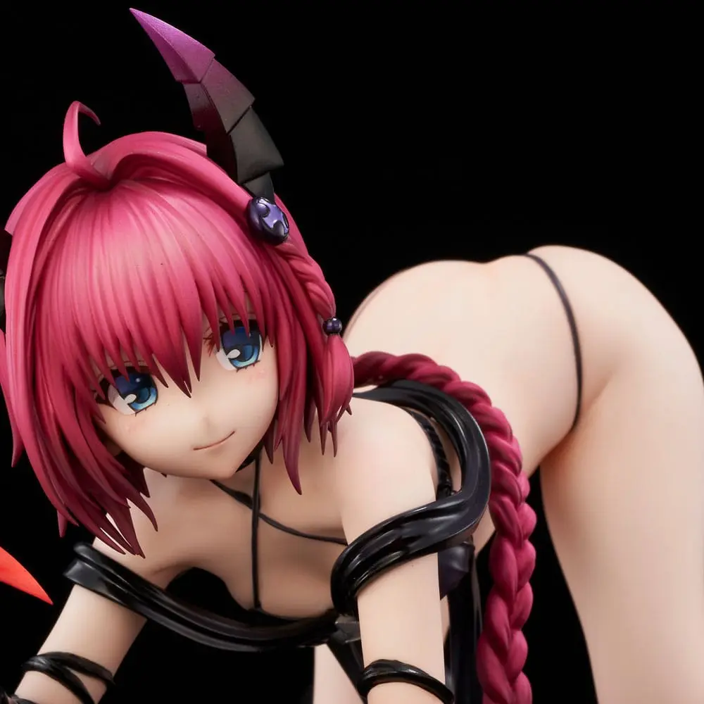 To Love-Ru Darkness 1/6 Mea Kurosaki Darkness Ver. PVC szobor figura 15 cm termékfotó