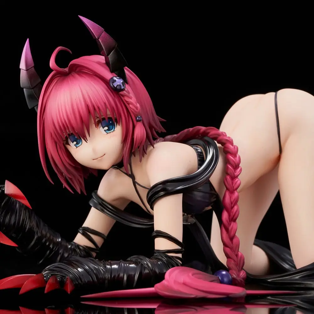 To Love-Ru Darkness 1/6 Mea Kurosaki Darkness Ver. PVC szobor figura 15 cm termékfotó