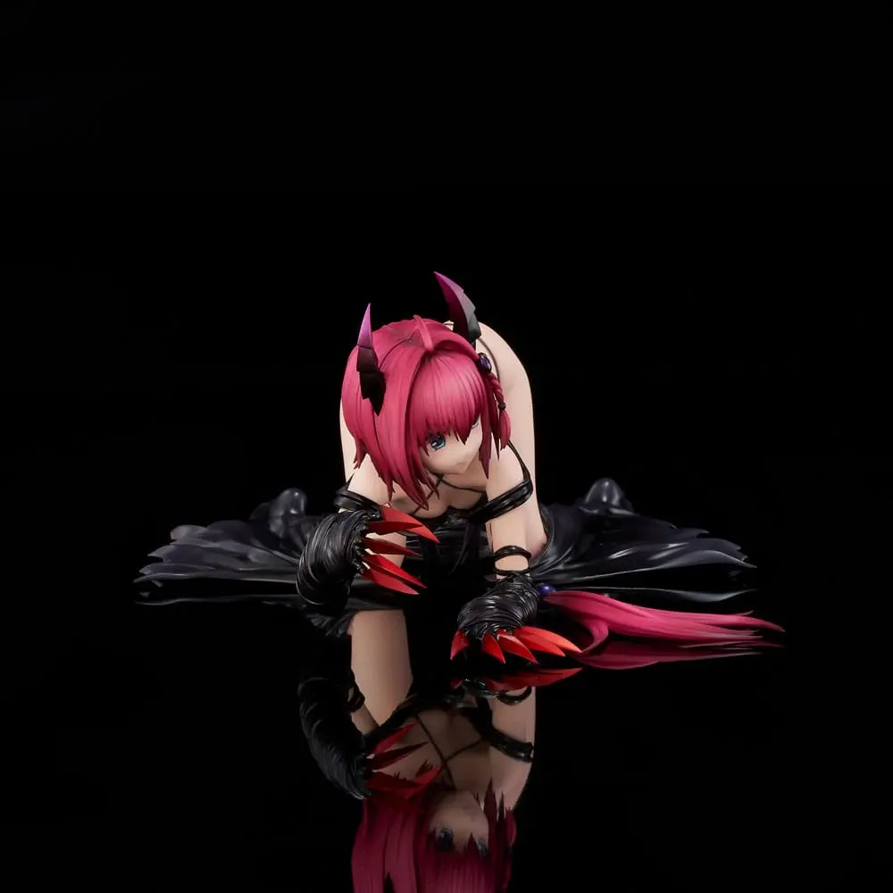 To Love-Ru Darkness 1/6 Mea Kurosaki Darkness Ver. PVC szobor figura 15 cm termékfotó