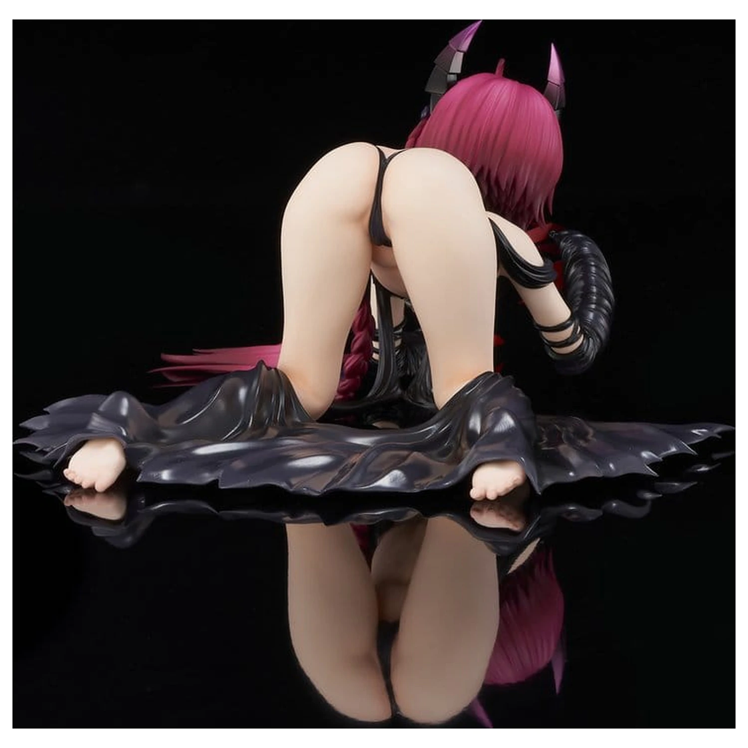 To Love-Ru Darkness 1/6 Mea Kurosaki Darkness Ver. (Renewal Package Edition) PVC figura 11 cm termékfotó