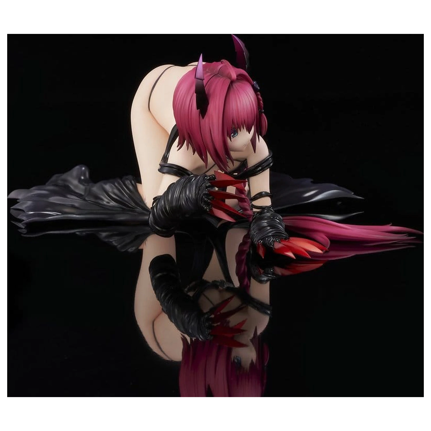 To Love-Ru Darkness 1/6 Mea Kurosaki Darkness Ver. (Renewal Package Edition) PVC figura 11 cm termékfotó