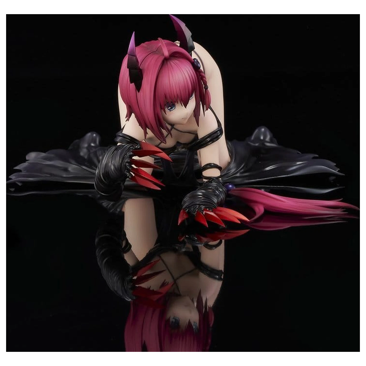 To Love-Ru Darkness 1/6 Mea Kurosaki Darkness Ver. (Renewal Package Edition) PVC figura 11 cm termékfotó