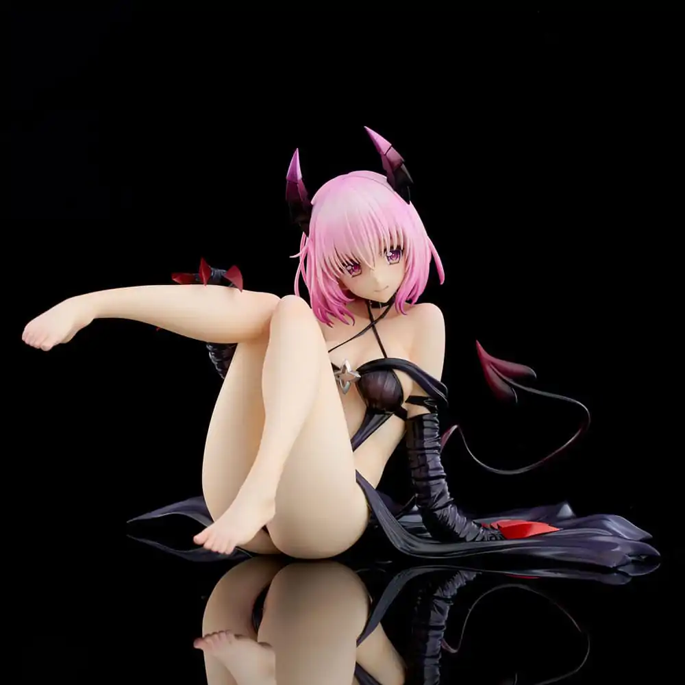To Love-Ru Darkness 1/6 Momo Velia Deviluke Darkness Ver. Renewal Package Edition PVC szobor figura 15 cm termékfotó