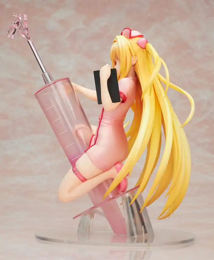 To Love-Ru Darkness 1/7 Golden Darkness Nurse Ver. PVC szobor figura 21 cm (re-run) termékfotó