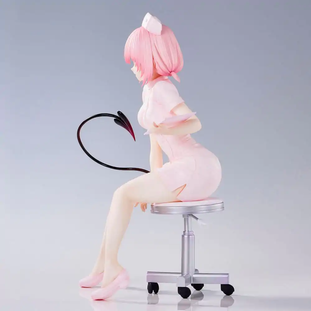 To Love-Ru Darkness Momo Belia Deviluke Nurse Cos PVC szobor figura 22 cm termékfotó